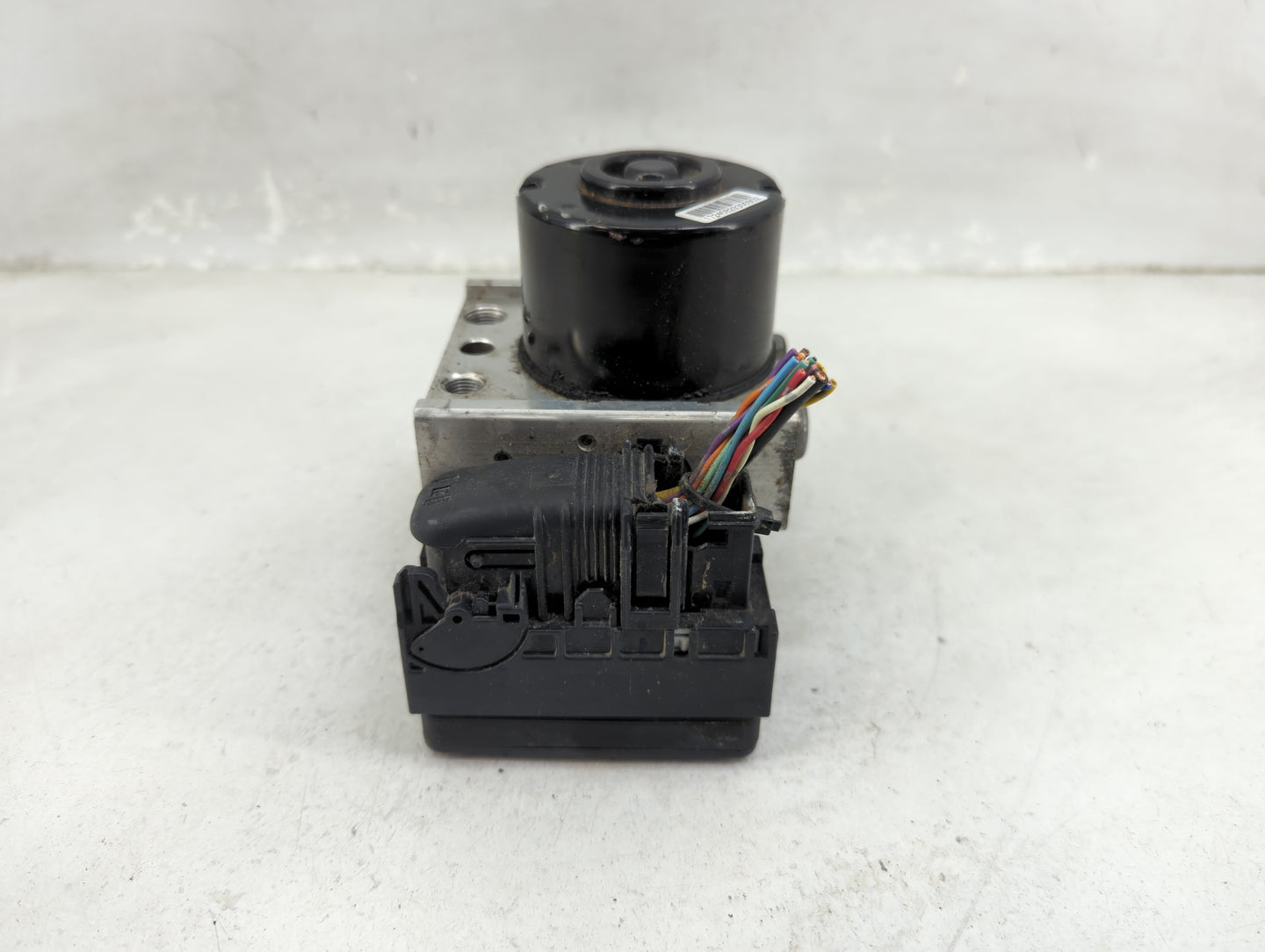 2010-2011 Mazda 3 ABS Pump Control Module Replacement Fits Fits 2010 2011 OEM Used Auto Parts - Oemusedautoparts1.com