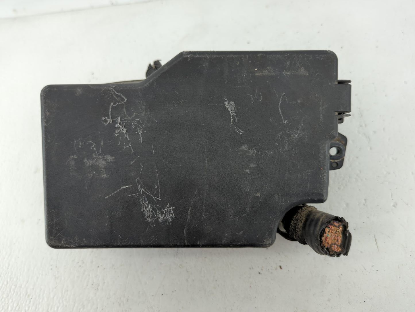 0 Mazda 3 Fusebox Fuse Box Panel Relay Module P/N:BBM5-66761 K2441 Fits OEM Used Auto Parts - Oemusedautoparts1.com
