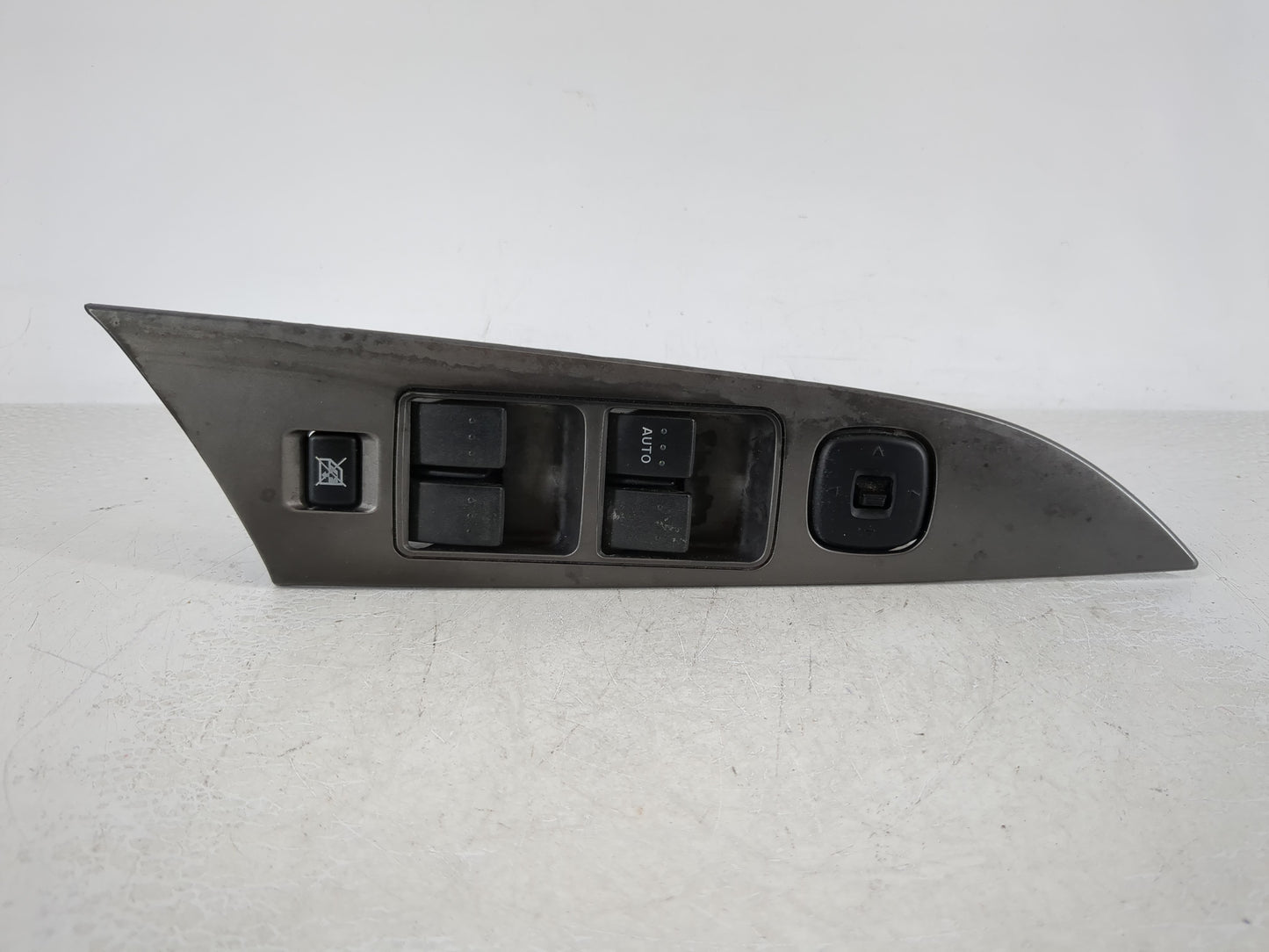 2004-2009 Mazda 3 Master Power Window Switch Replacement Driver Side Left Fits Fits 2004 2005 2006 2007 2008 2009 OEM Used A