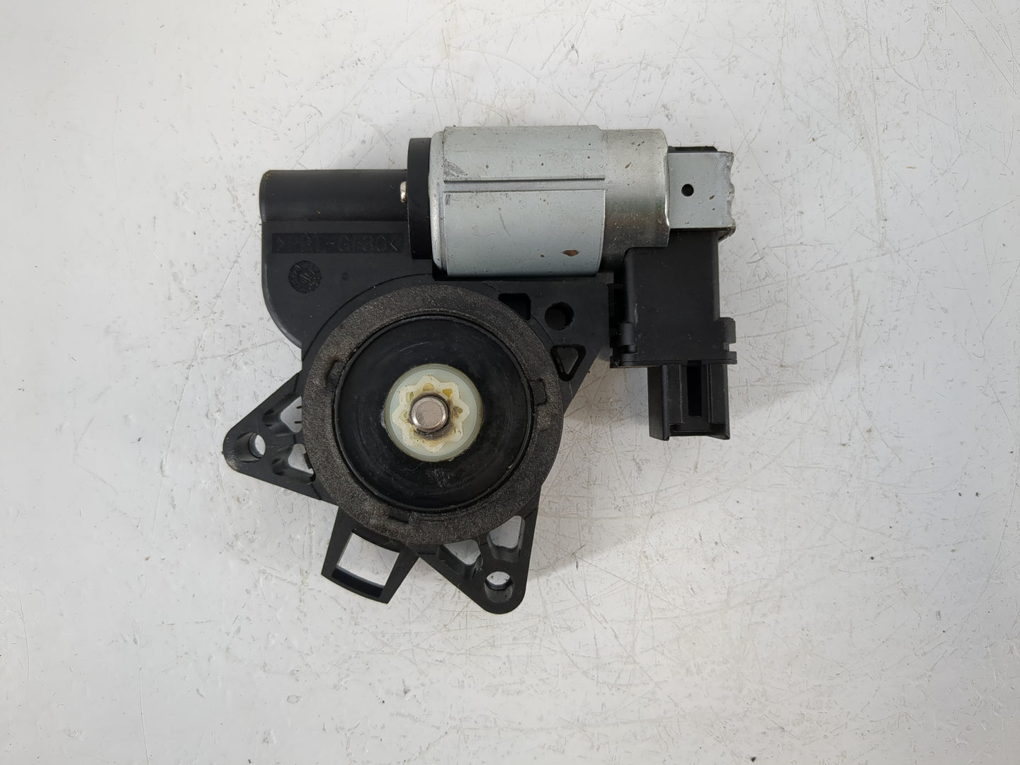 2004-2009 Mazda 3 Driver Front Left Power Window Motor - Oemusedautoparts1.com