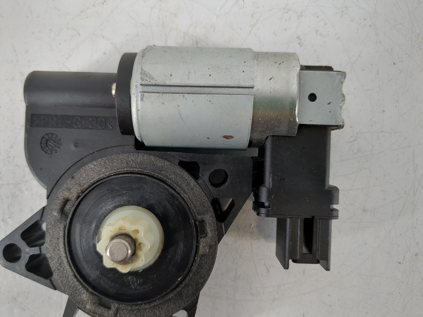 2004-2009 Mazda 3 Driver Front Left Power Window Motor - Oemusedautoparts1.com