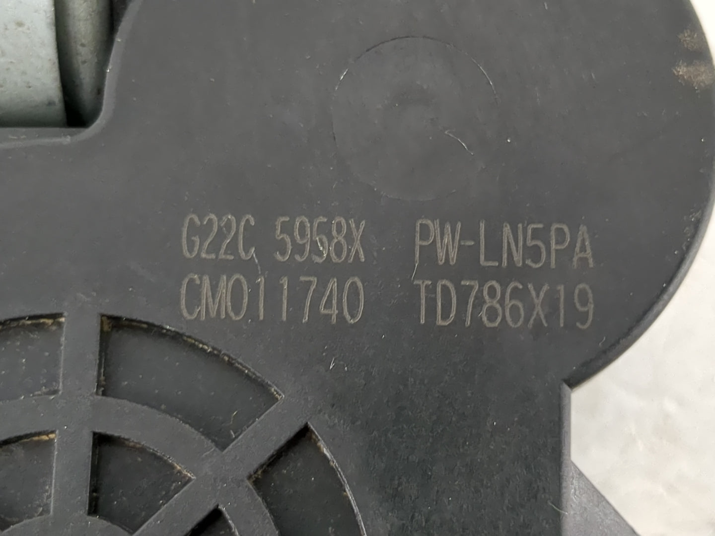 2004-2009 Mazda 3 Passenger Rear Right Power Window Motor - Oemusedautoparts1.com