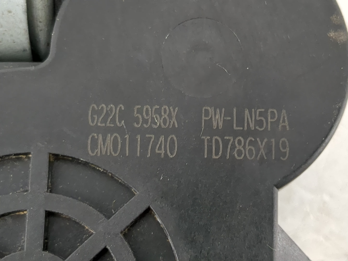 2004-2009 Mazda 3 Passenger Rear Right Power Window Motor - Oemusedautoparts1.com