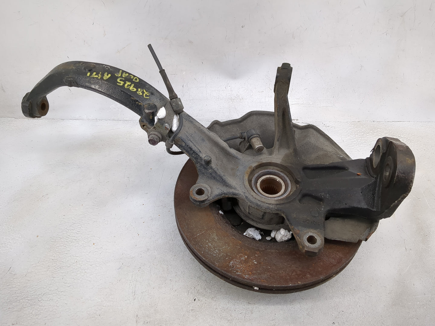 2003-2008 Mazda 6 Drivers Front Spindle Knuckle Oem - Oemusedautoparts1.com
