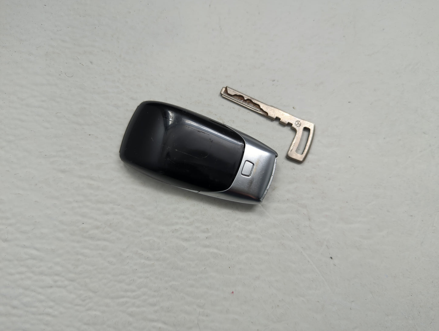 Mercedes-Benz Keyless Entry Remote Fob IYZ-MS2 A 222 905 14 11 | A2229051411 - Oemusedautoparts1.com