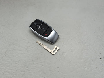 Mercedes-Benz Keyless Entry Remote Fob NBGDM3 A1779052108 Q01 3 buttons - Oemusedautoparts1.com