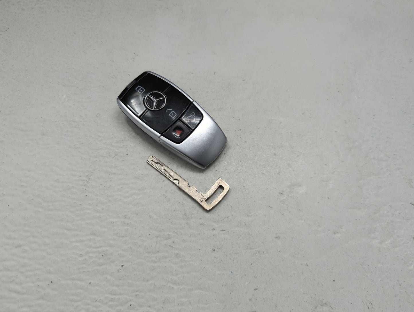 Mercedes-Benz Keyless Entry Remote Fob IYZ-MS1 213 905 55 05 | 2139055505 - Oemusedautoparts1.com