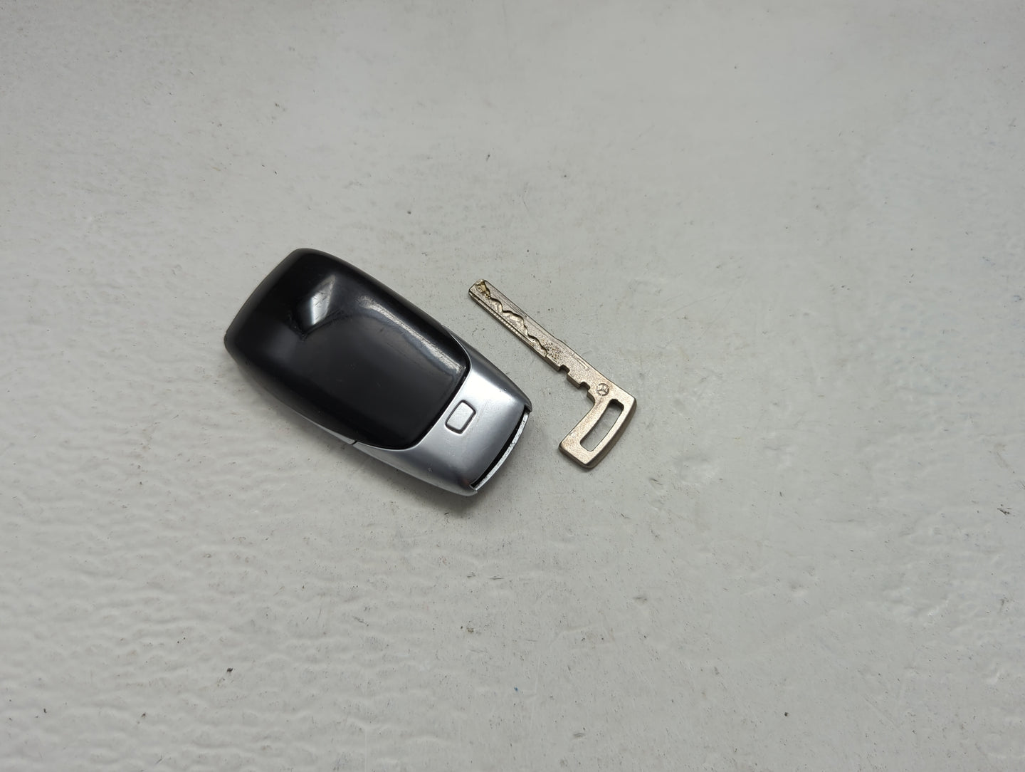 Mercedes-Benz Keyless Entry Remote Fob IYZ-MS1 213 905 76 06 | 2139057606 - Oemusedautoparts1.com