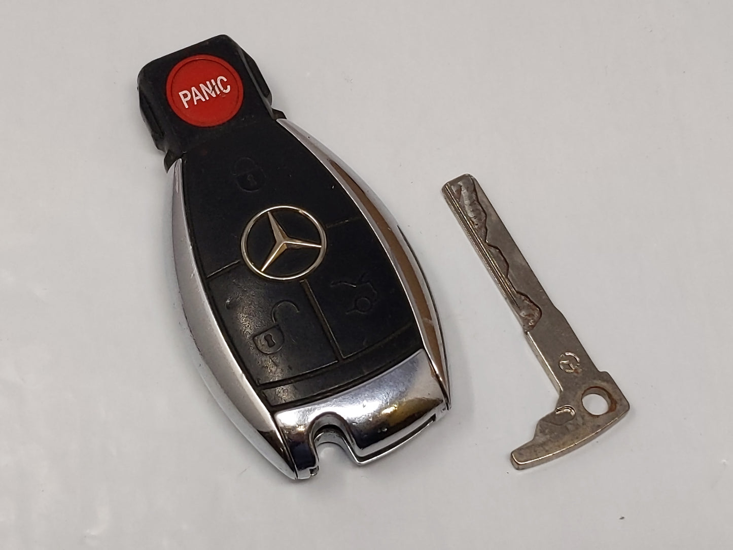Mercedes-Benz Keyless Entry Remote Fob KR55WK49031 5KW49031 4 buttons - Oemusedautoparts1.com