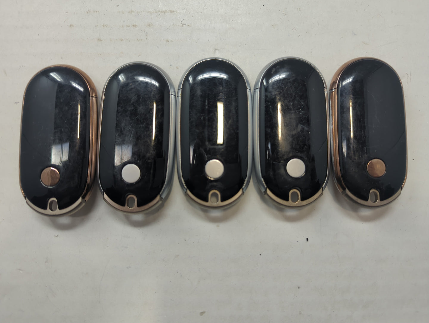 Lot of 5 Mercedes-Benz Keyless Entry Remote Fob MIXED FCC IDS MIXED PART - Oemusedautoparts1.com
