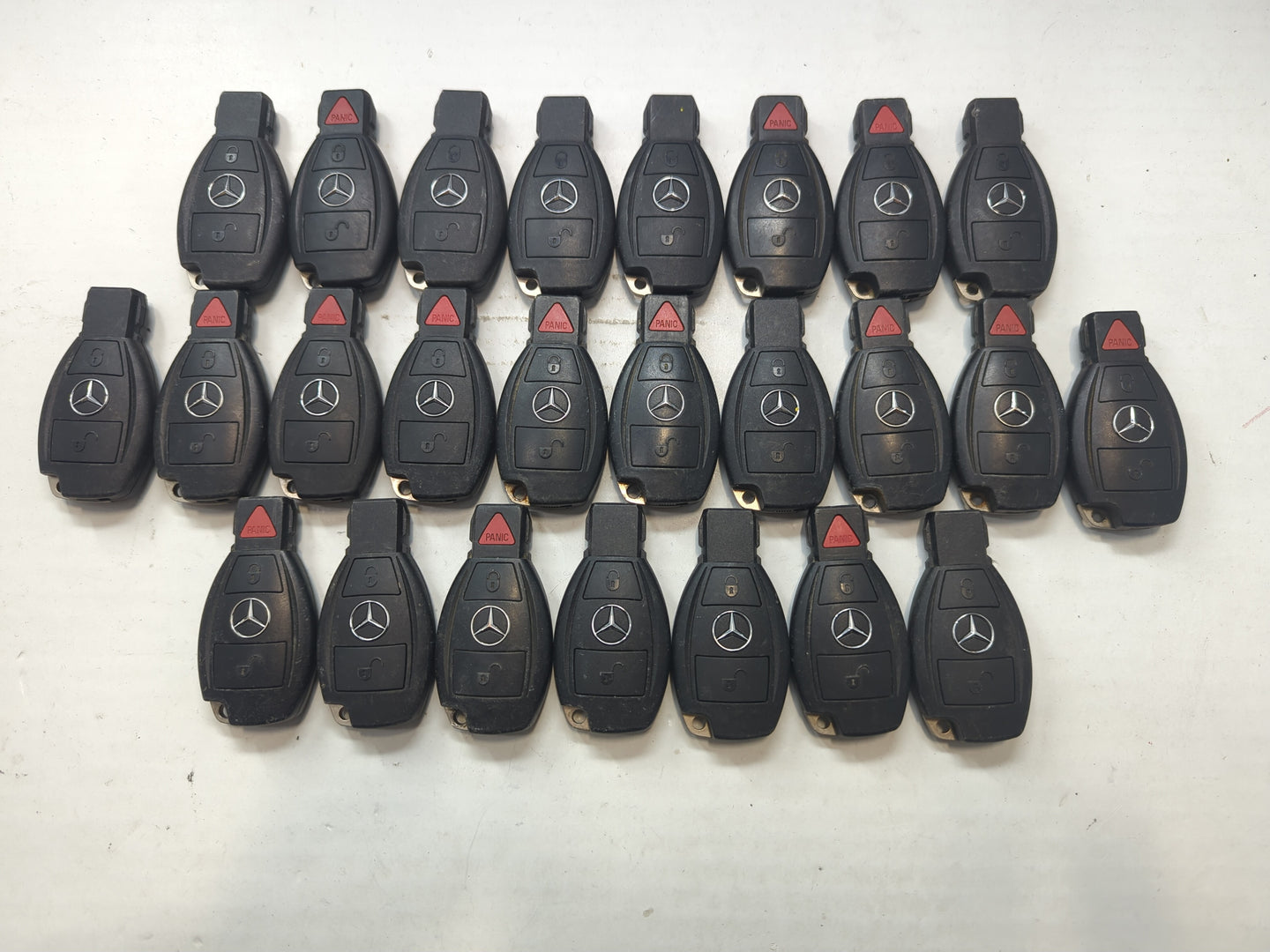 Lot of 25 Mercedes-Benz Keyless Entry Remote Fob MIXED FCC IDS MIXED - Oemusedautoparts1.com