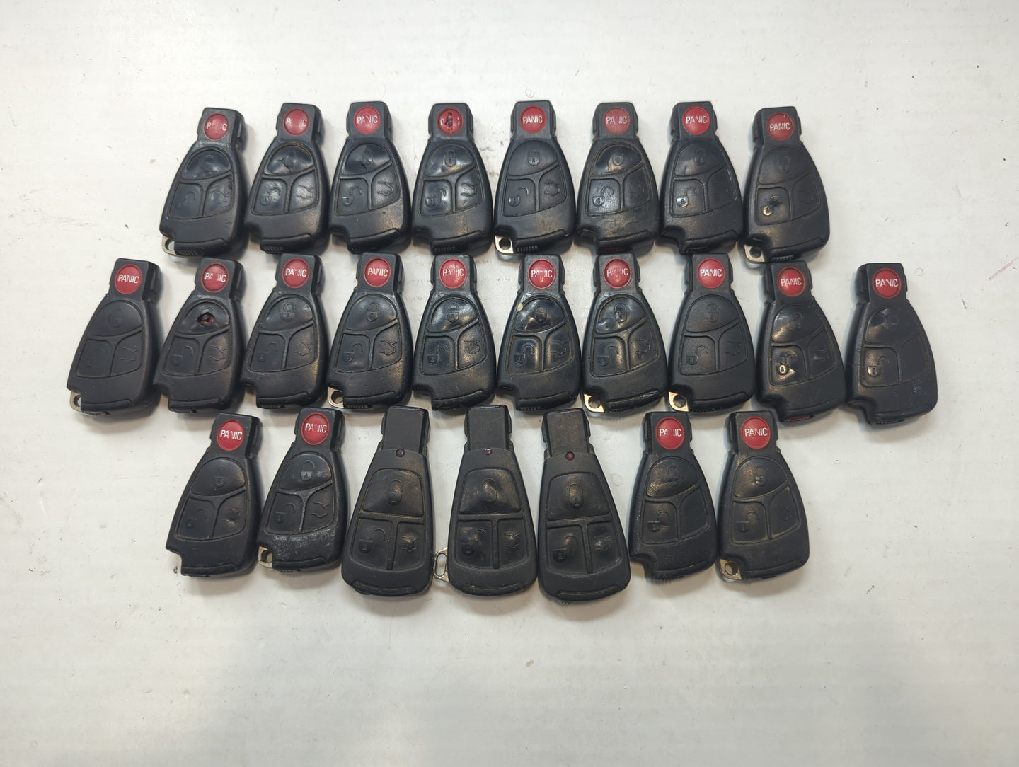 Lot of 25 Mercedes-Benz Keyless Entry Remote Fob MIXED FCC IDS MIXED - Oemusedautoparts1.com