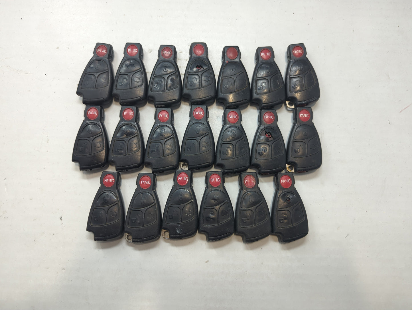 Lot of 20 Mercedes-Benz Keyless Entry Remote Fob MIXED FCC IDS MIXED - Oemusedautoparts1.com