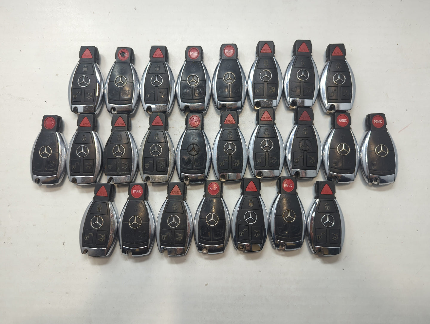 Lot of 25 Mercedes-Benz Keyless Entry Remote Fob MIXED FCC IDS MIXED - Oemusedautoparts1.com