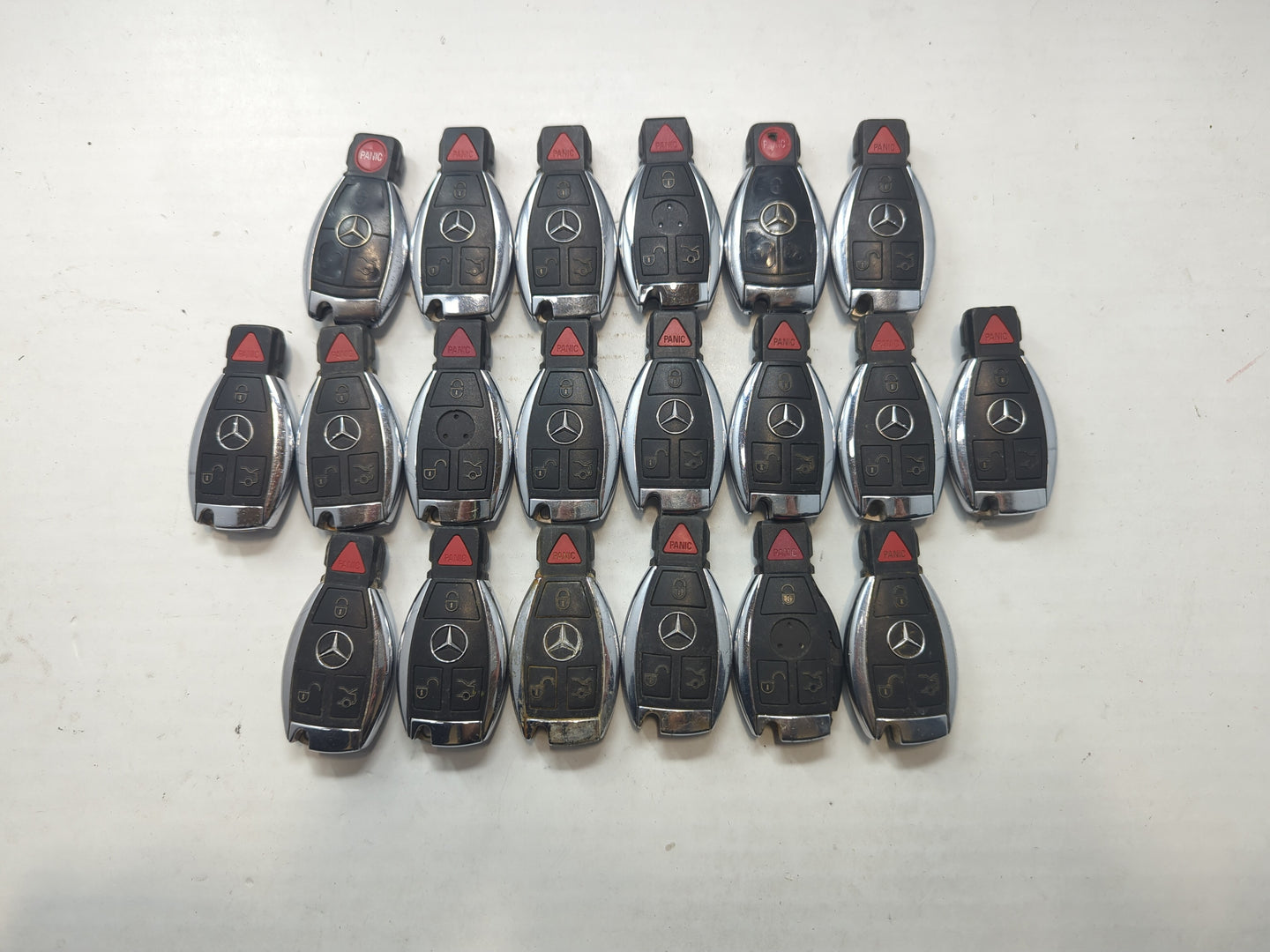 Lot of 20 Mercedes-Benz Keyless Entry Remote Fob MIXED FCC IDS MIXED - Oemusedautoparts1.com