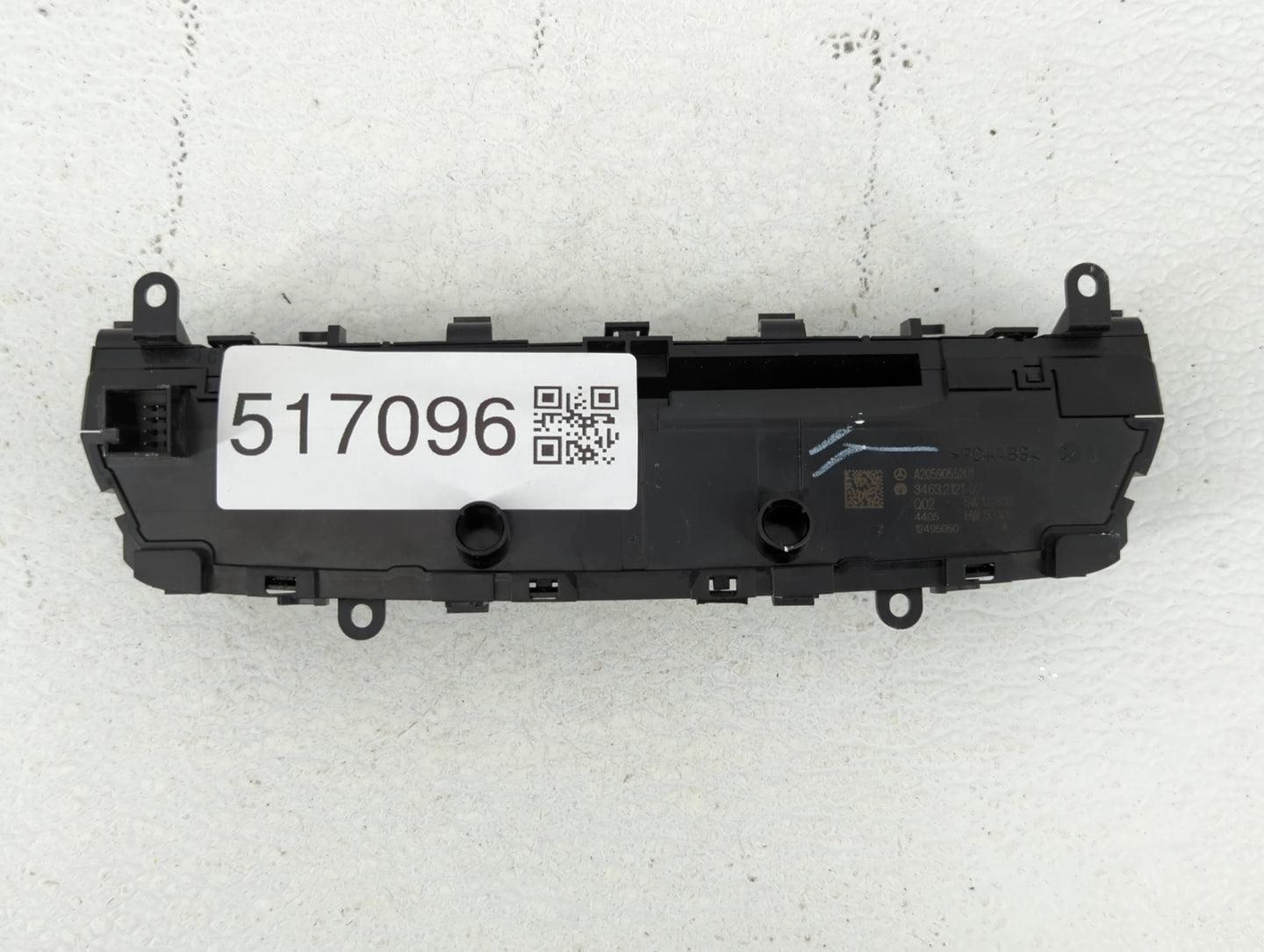 2016-2018 Mercedes-benz C300 Radio Control Panel - Oemusedautoparts1.com