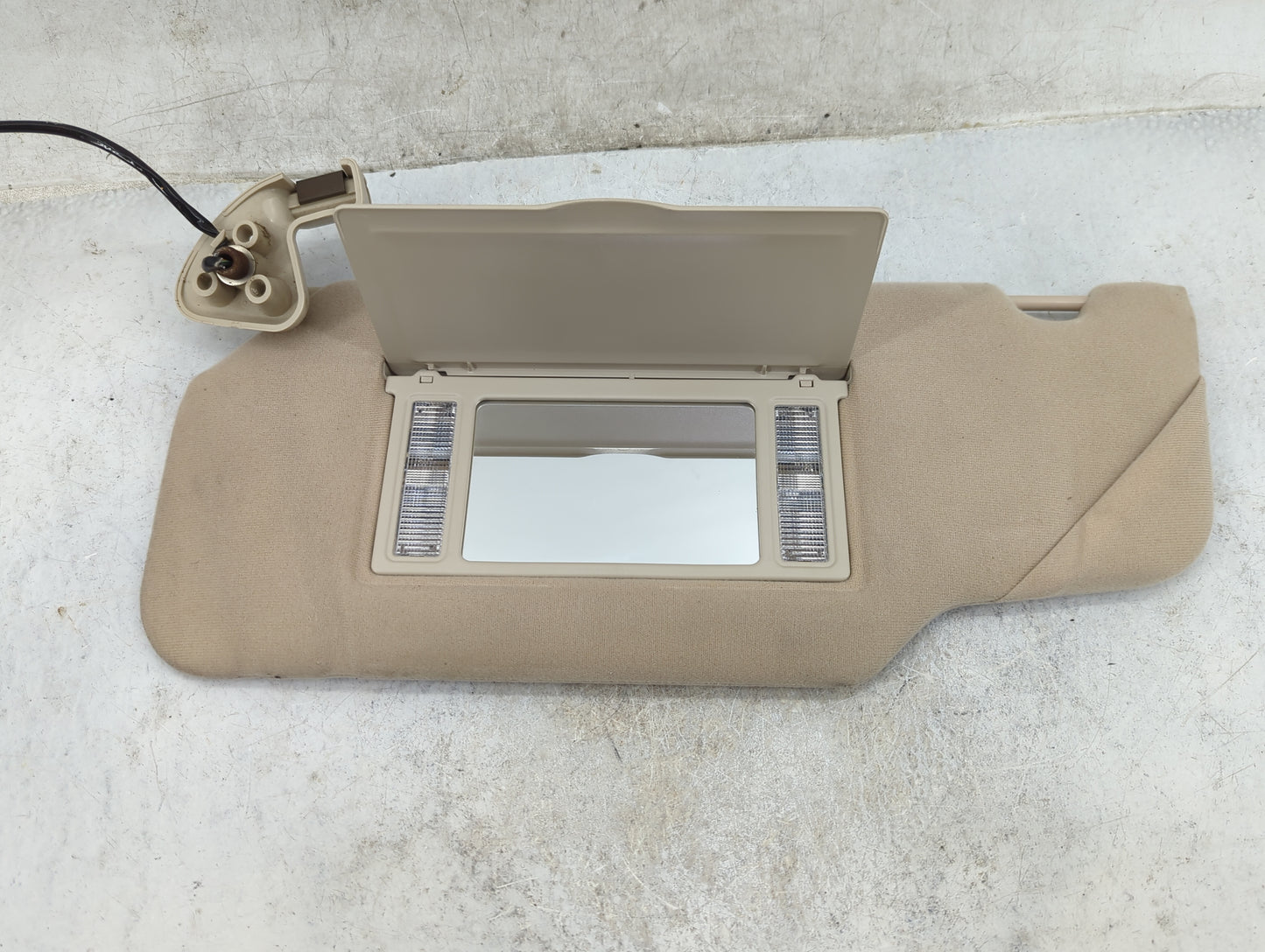 2003-2005 Mercury Grand Marquis Sun Visor Shade Replacement Driver Left Mirror Fits Fits 2003 2004 2005 OEM Used Auto Parts 