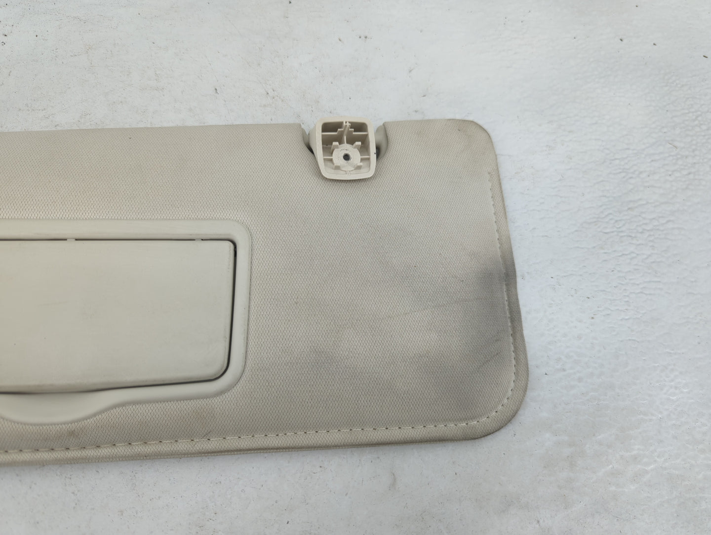 2008 Mercury Mariner Sun Visor Shade Replacement Driver Left Mirror Fits OEM Used Auto Parts - Oemusedautoparts1.com
