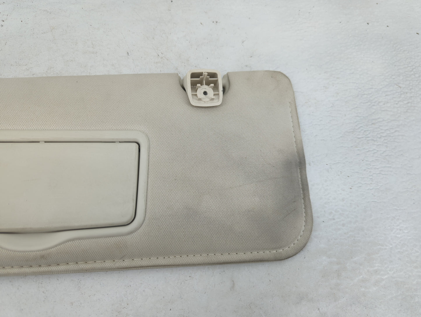 2008 Mercury Mariner Sun Visor Shade Replacement Driver Left Mirror Fits OEM Used Auto Parts - Oemusedautoparts1.com