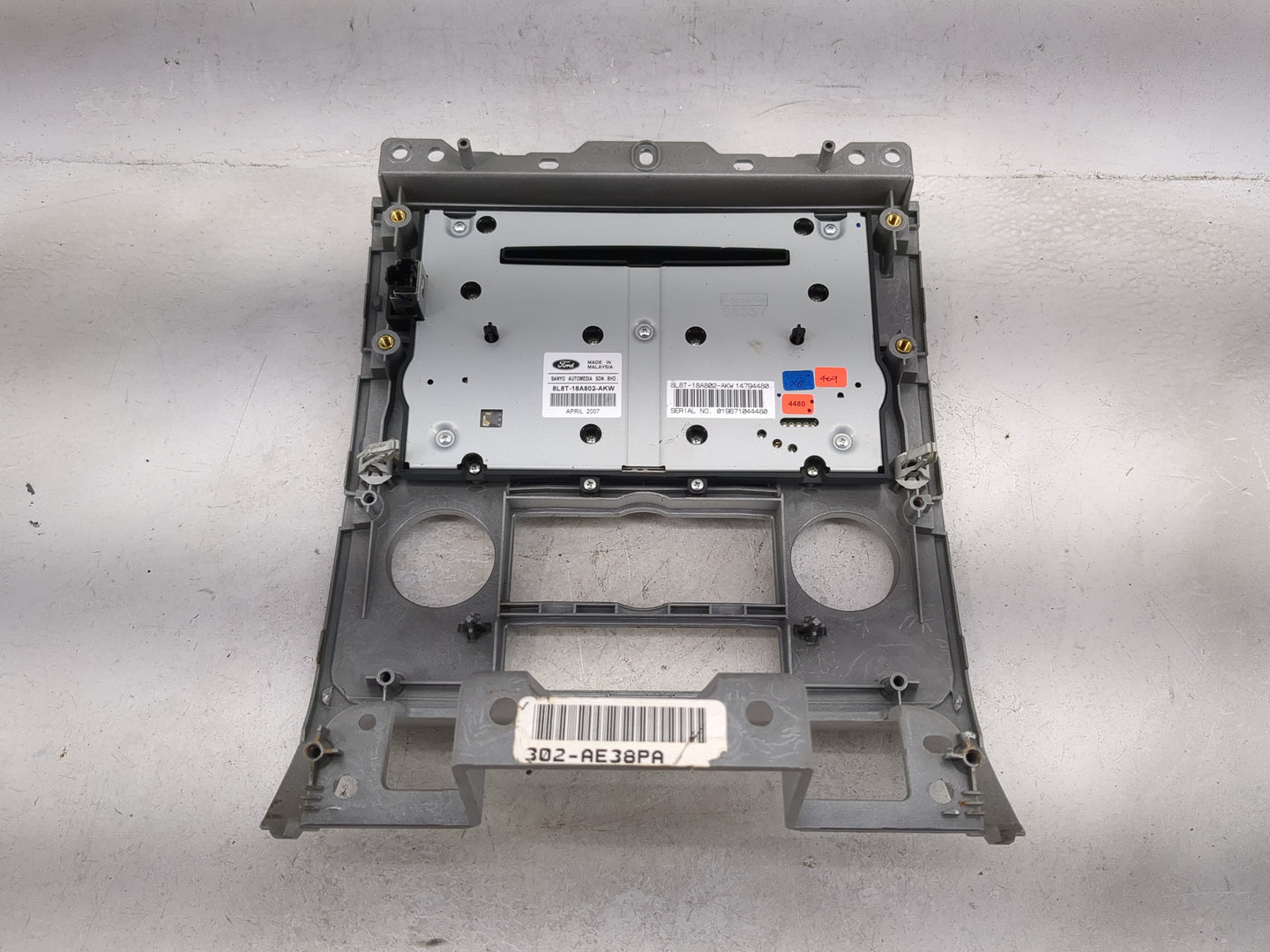 2008-2008 Mercury Mariner Radio Control Panel 1178055 - Oemusedautoparts1.com