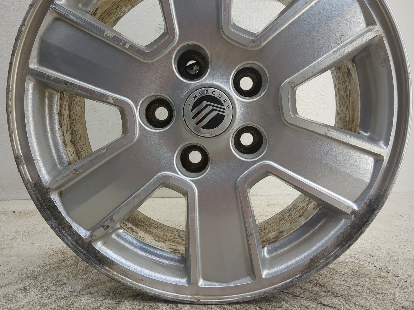 2008-2011 Mercury Mariner Oem Wheel Rim 1188745 - Oemusedautoparts1.com