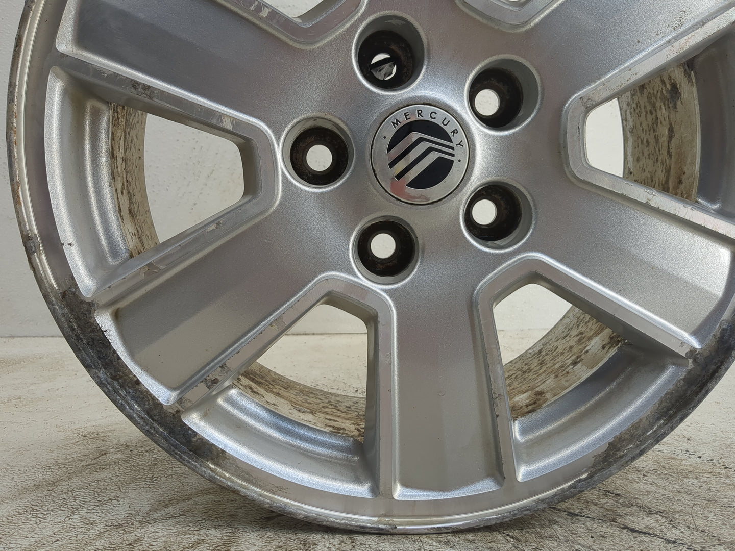 2008-2011 Mercury Mariner Oem Wheel Rim 1188745 - Oemusedautoparts1.com