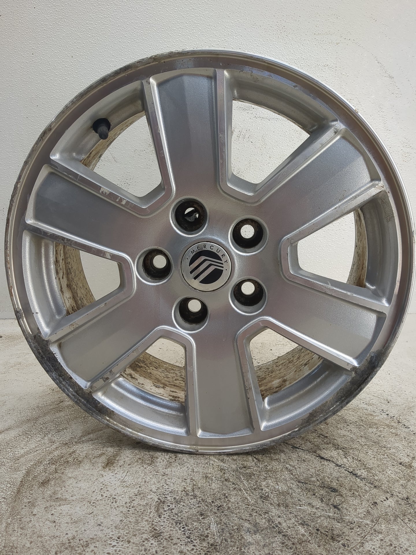 2008-2011 Mercury Mariner Oem Wheel Rim 1188745 - Oemusedautoparts1.com