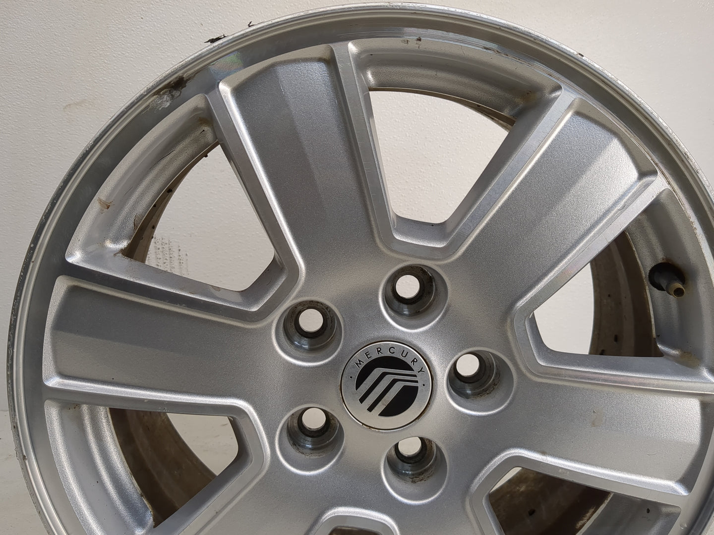 2008-2011 Mercury Mariner Oem Wheel Rim - Oemusedautoparts1.com