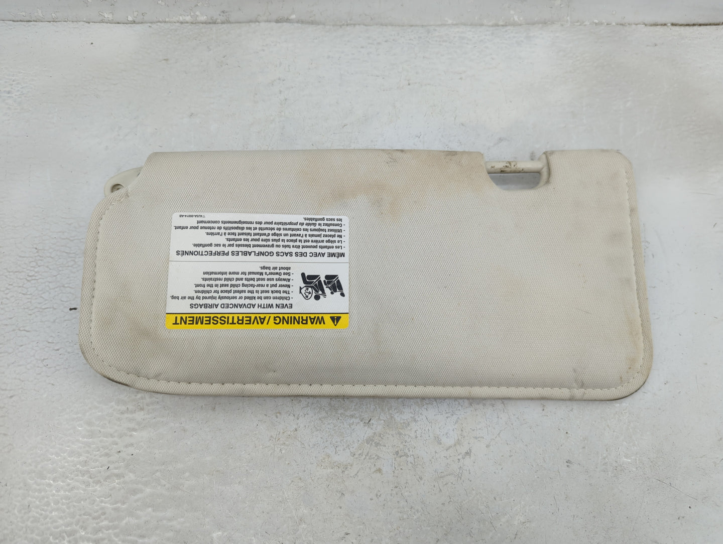 2008 Mercury Mariner Sun Visor Shade Replacement Passenger Right Mirror Fits OEM Used Auto Parts - Oemusedautoparts1.com