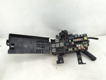 compare product 2010-2011 Mercury Milan Fusebox Fuse Box Panel Relay Module Fits Fits 2010 2011 2012 OEM Used Auto Parts