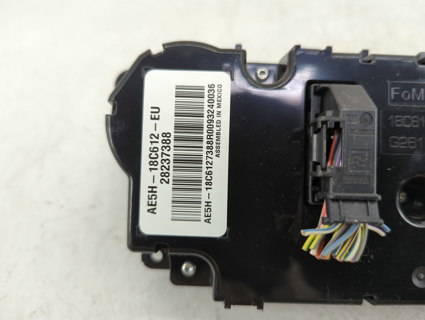2010-2011 Mercury Milan Climate Control Module Temperature AC/Heater Replacement Fits Fits 2010 2011 2012 OEM Used Auto Part