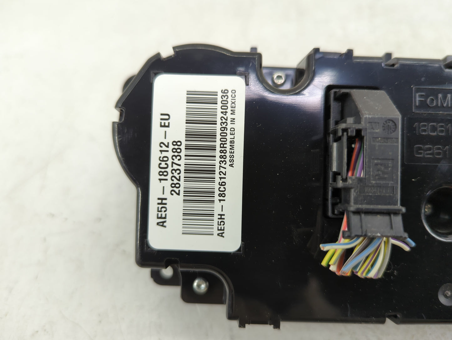 2010-2011 Mercury Milan Climate Control Module Temperature AC/Heater Replacement Fits Fits 2010 2011 2012 OEM Used Auto Part