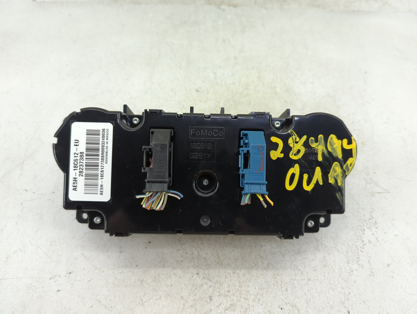 2010-2011 Mercury Milan Climate Control Module Temperature AC/Heater Replacement Fits Fits 2010 2011 2012 OEM Used Auto Part