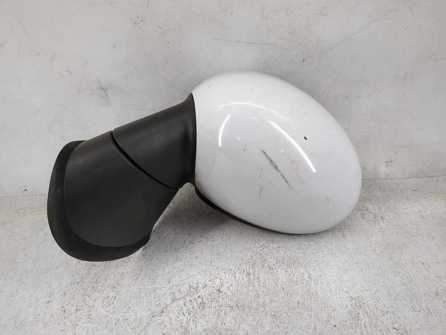 2013-2016 Mini Cooper Paceman Driver Side View Mirror - Left Door Mirror OEM Used - Oemusedautoparts1.com