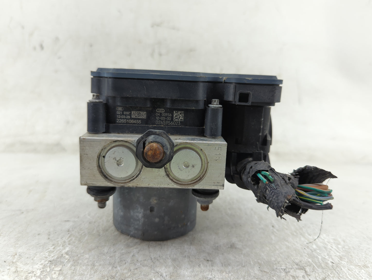 0 Mitsubishi Eclipse Cross ABS Pump Control Module Replacement Fits OEM Used Auto Parts - Oemusedautoparts1.com