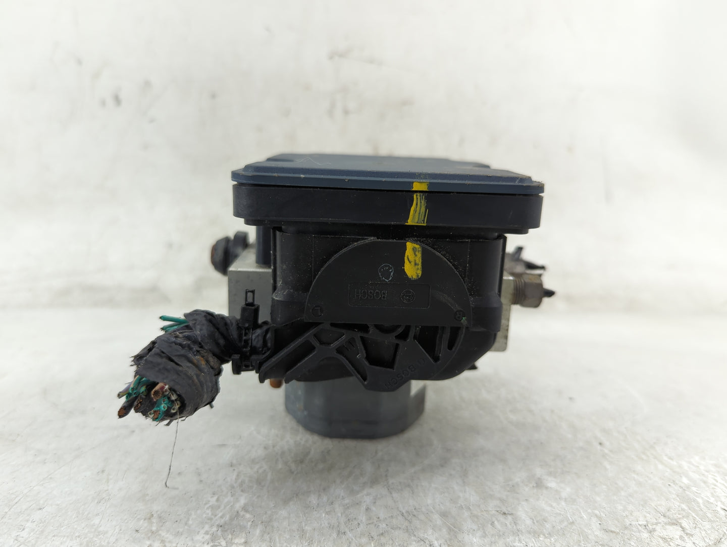 0 Mitsubishi Eclipse Cross ABS Pump Control Module Replacement Fits OEM Used Auto Parts - Oemusedautoparts1.com