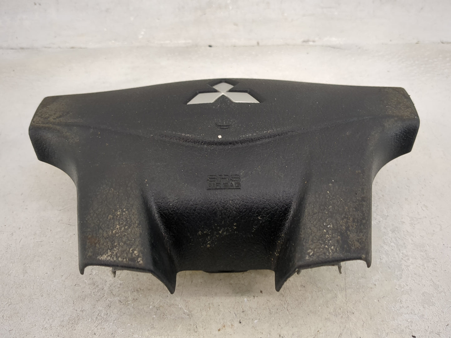2007-2012 Mitsubishi Galant Air Bag Driver Left Steering Wheel Mounted 5032301 - Oemusedautoparts1.com