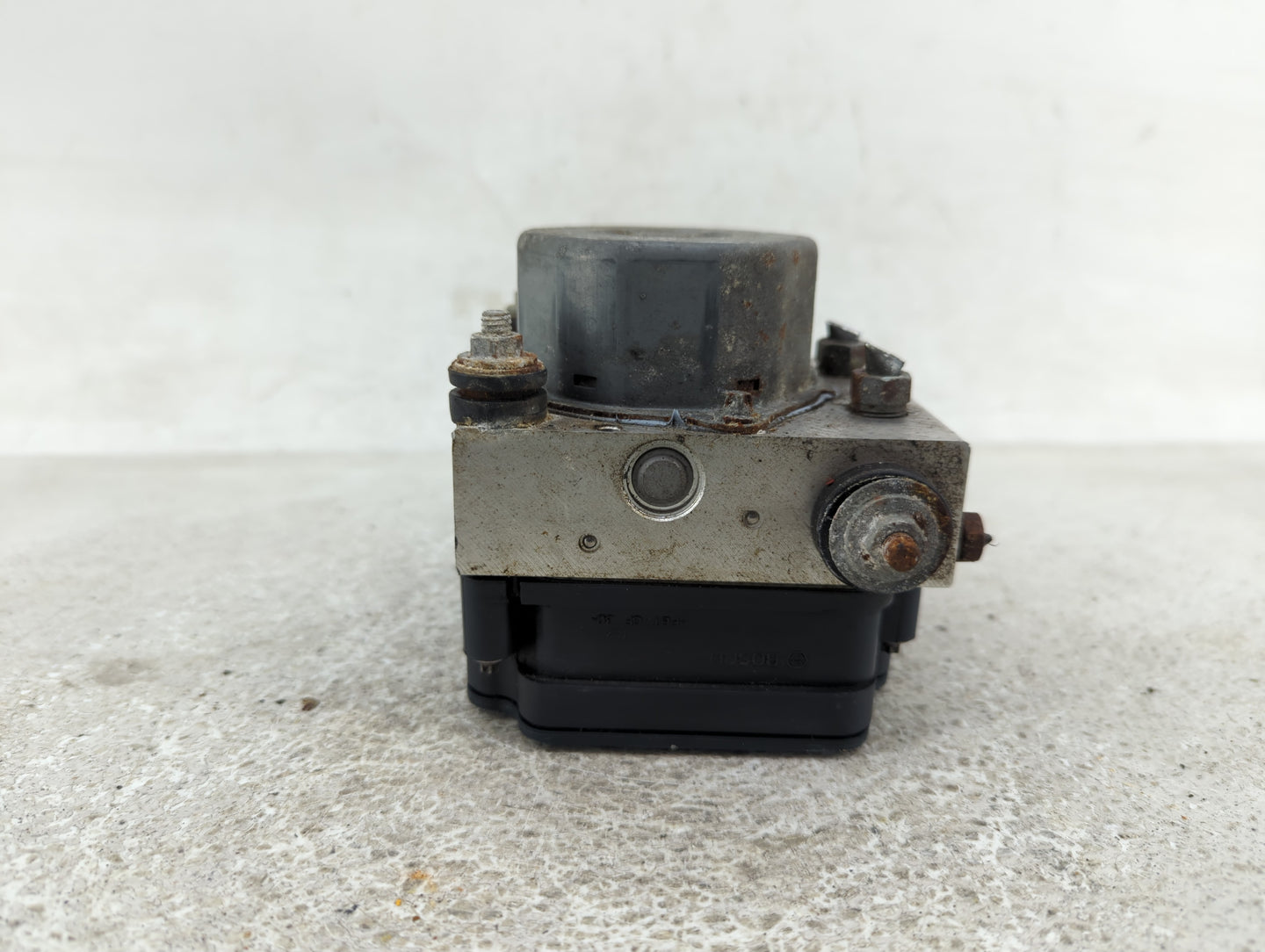 0 Mitsubishi Mirage ABS Pump Control Module Replacement Fits OEM Used Auto Parts - Oemusedautoparts1.com