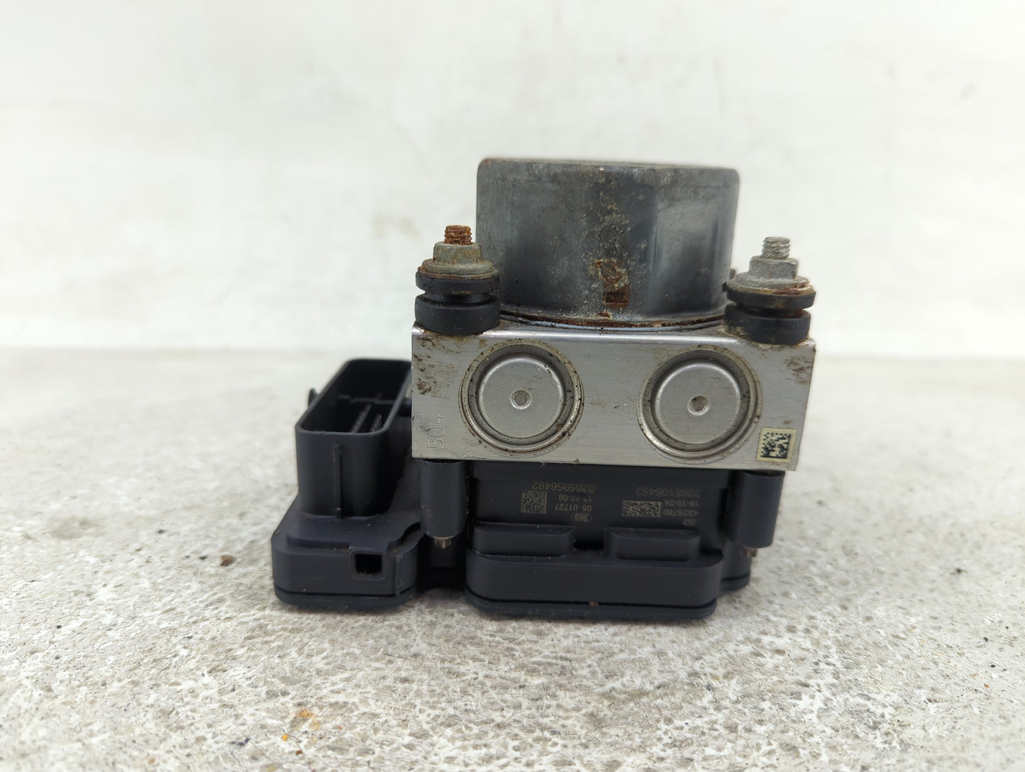 0 Mitsubishi Mirage ABS Pump Control Module Replacement Fits OEM Used Auto Parts - Oemusedautoparts1.com