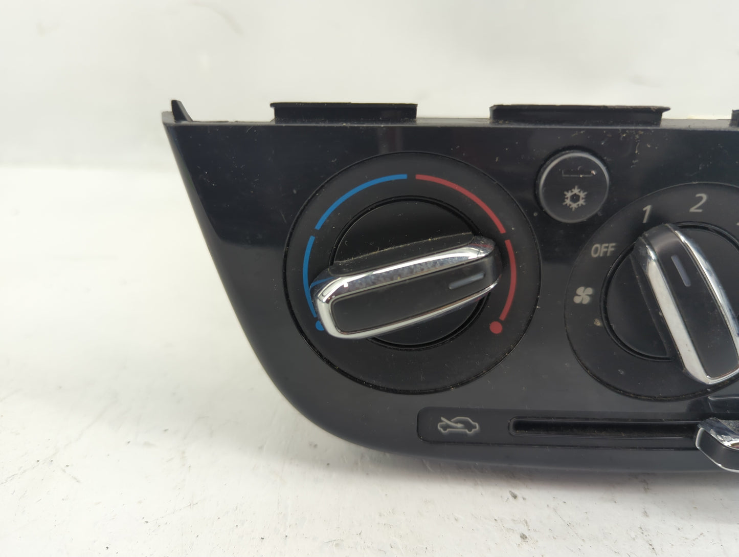 0 Mitsubishi Mirage Climate Control Module Temperature AC/Heater Replacement Fits OEM Used Auto Parts - Oemusedautoparts1.co