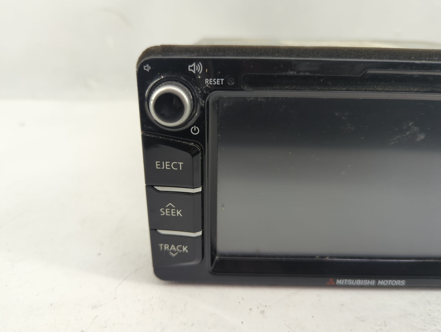 0 Mitsubishi Mirage Radio AM FM Cd Player Receiver Replacement Fits OEM Used Auto Parts - Oemusedautoparts1.com