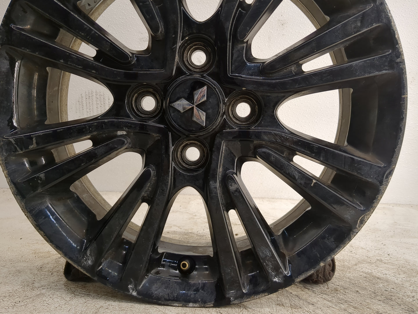 2017-2020 Mitsubishi Mirage Oem Wheel Rim - Oemusedautoparts1.com