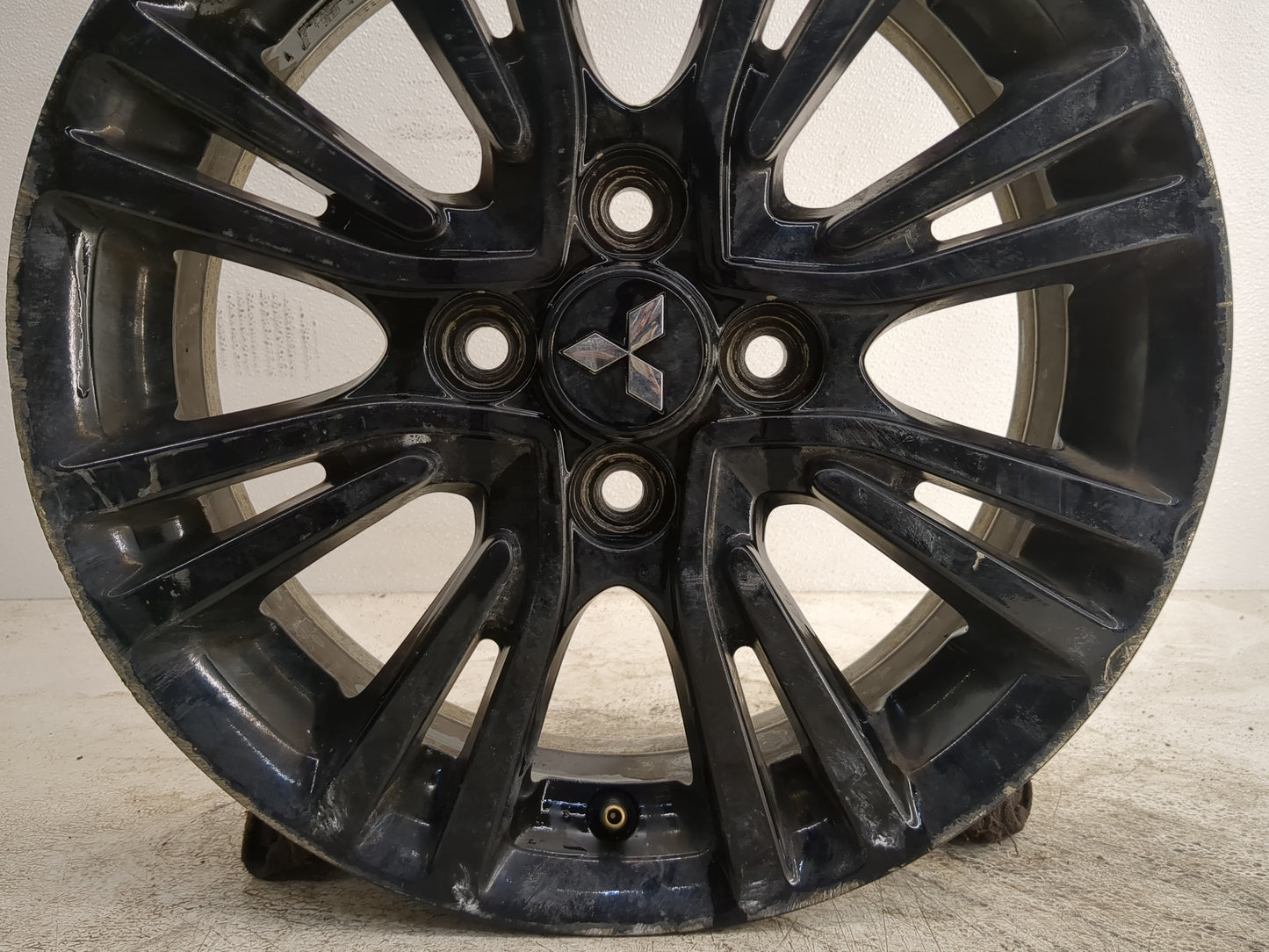 2017-2020 Mitsubishi Mirage Oem Wheel Rim - Oemusedautoparts1.com