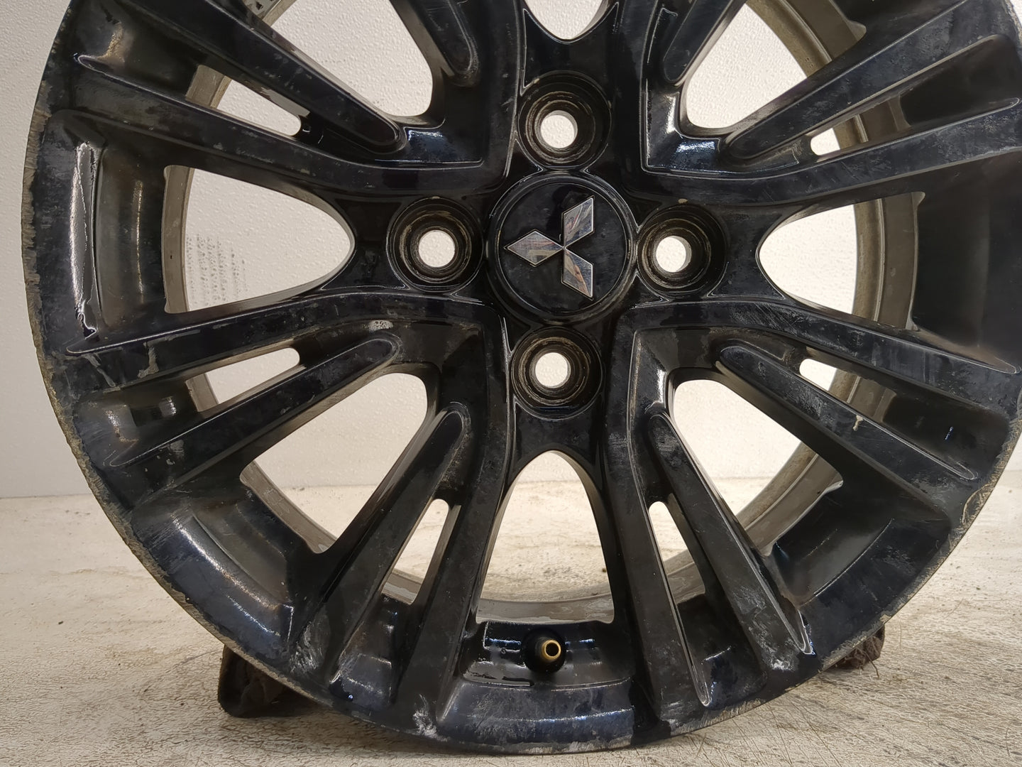 2017-2020 Mitsubishi Mirage Oem Wheel Rim - Oemusedautoparts1.com
