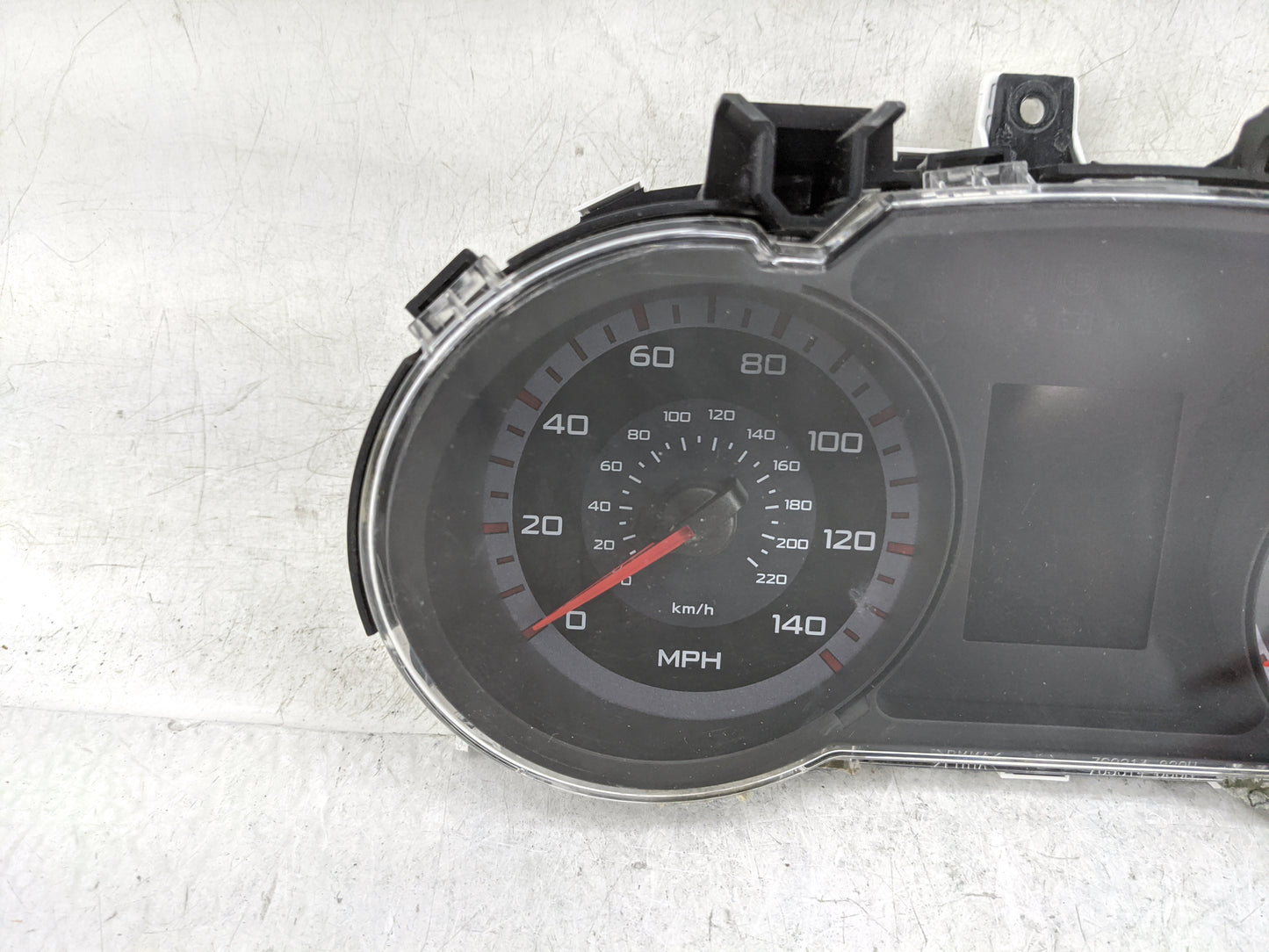 2007-2009 Mitsubishi Outlander Instrument Cluster Speedometer Gauges Fits Fits 2007 2008 2009 OEM Used Auto Parts - Oemuseda