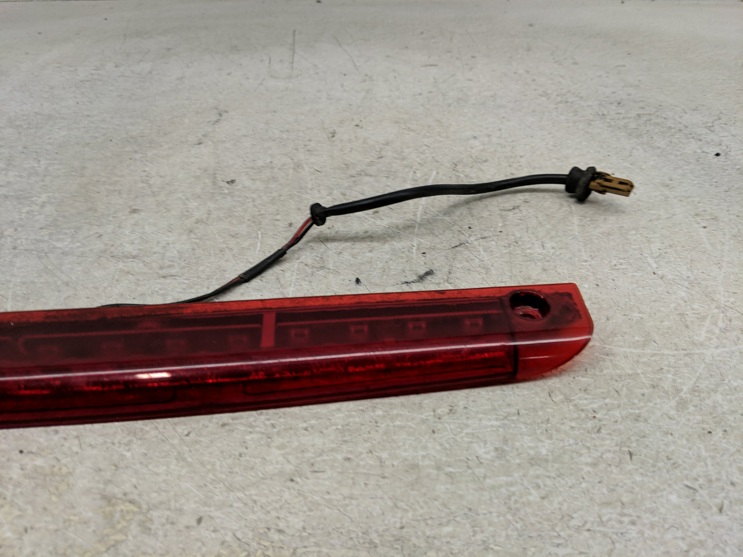 2007 Mitsubishi Outlander Driver Left Side Deck Lid Mounted Tail Light - Oemusedautoparts1.com