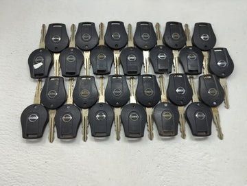 Lot of 25 Nissan Keyless Entry Remote Fob CWTWB1U751 | CWTWB1U816