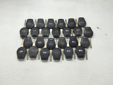 Lot of 25 Nissan Keyless Entry Remote Fob MIXED FCC IDS 1476587