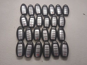 compare product Lot of 25 Nissan Keyless Entry Remote Fob 1520594