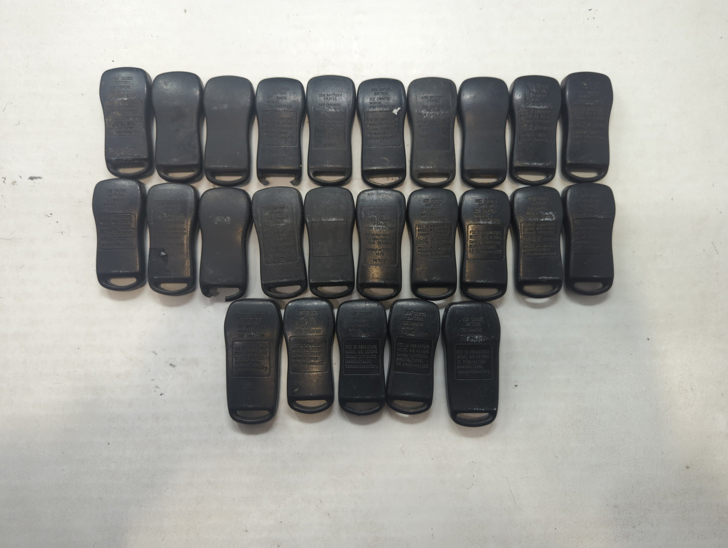 Lot of 25 Nissan Keyless Entry Remote Fob MIXED FCC IDS MIXED PART - Oemusedautoparts1.com